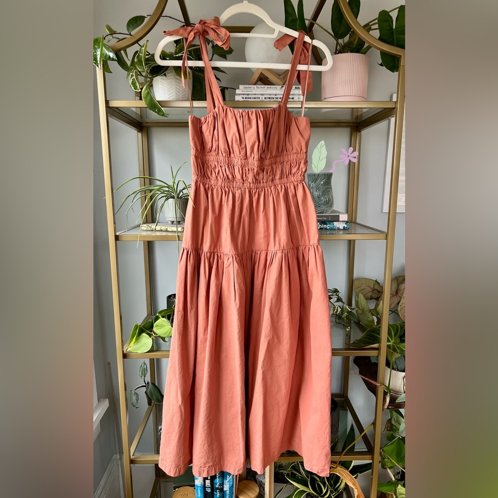 Vici Briella Tie Shoulder Tiered Midi Dress in Terracotta - Picture 5 of 9